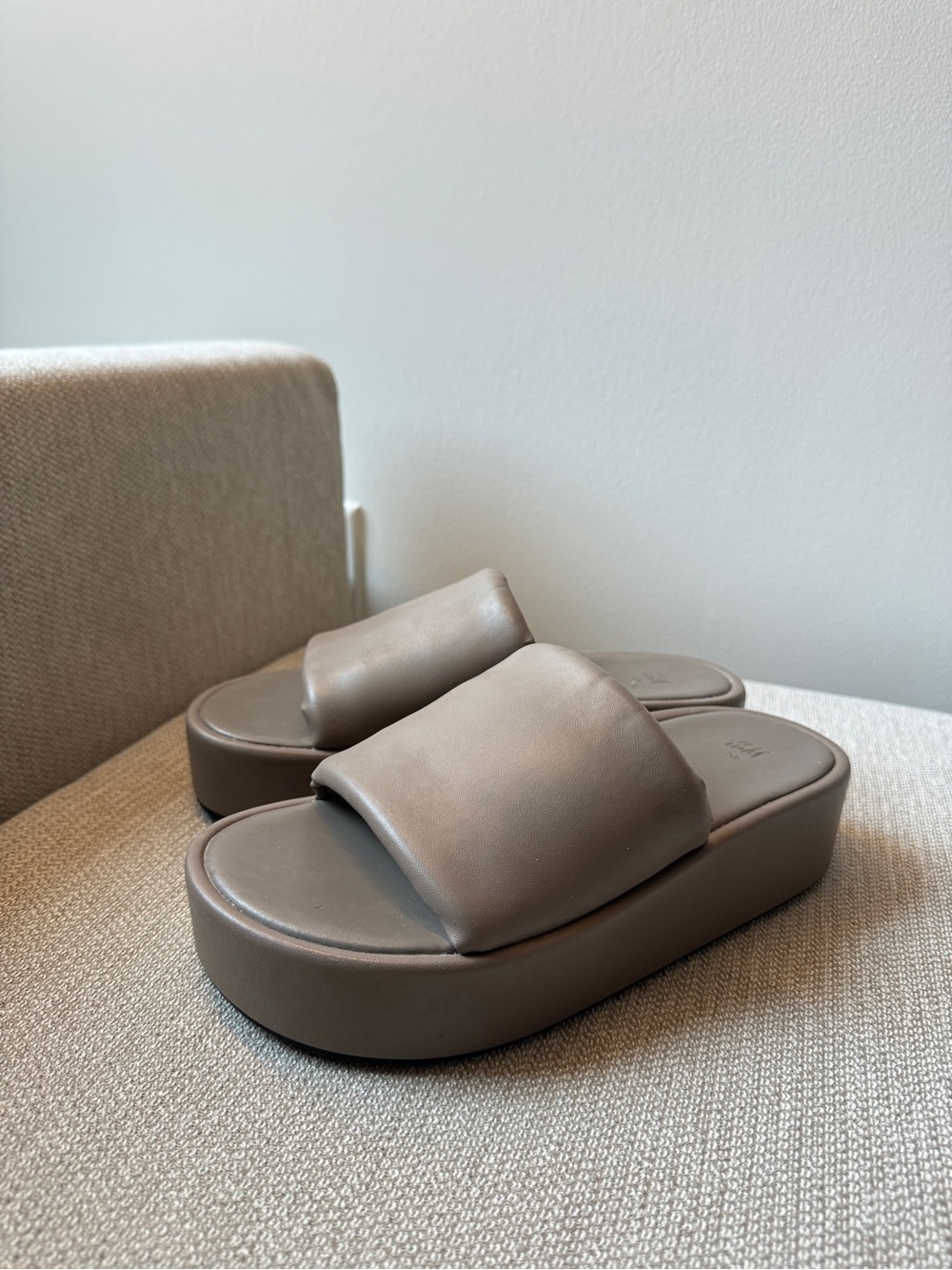 H&M Padded Platform Slide Sandals in Taupe